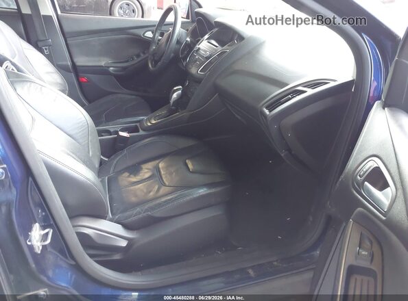 1FADP3K23GL321817 2016 FORD FOCUS Blue Front interior view