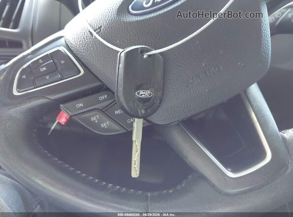 1FADP3K23GL321817 2016 FORD FOCUS Blue Dashboard view