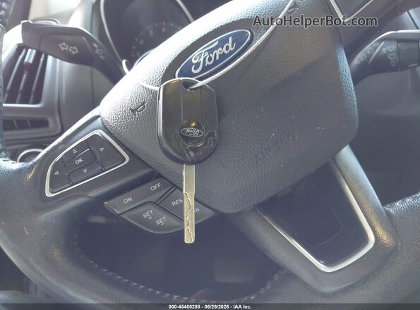 1FADP3K23GL321817 2016 FORD FOCUS Blue Front view