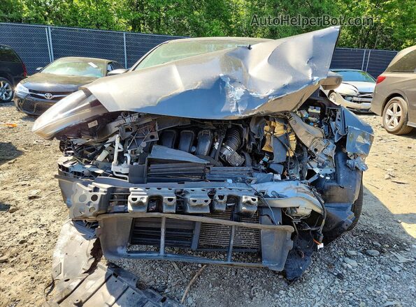 1FADP3K23JL245975 2018 FORD FOCUS Серый Вид спереди