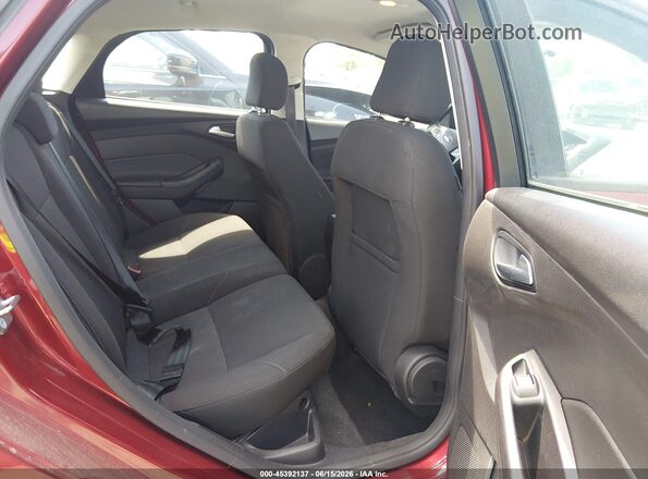 1FADP3K24GL213366 2016 FORD FOCUS Red VIN კოდის სტიკერის ხედი