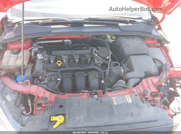 1FADP3K24GL286950 2016 FORD FOCUS Red Հետևի տեսք