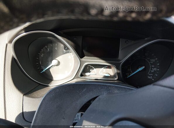 1FADP3K24GL373554 2016 FORD FOCUS Red Widok tylnych siedzeń