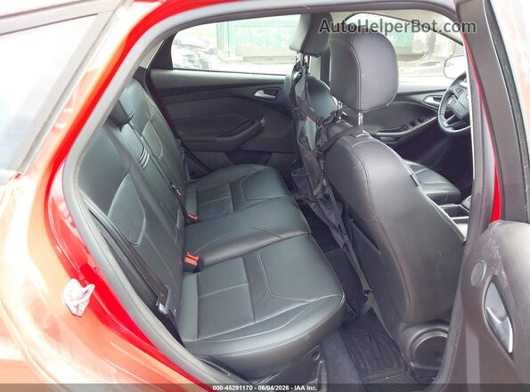1FADP3K24GL378592 2016 FORD FOCUS Red Вид наклейки з VIN-кодом