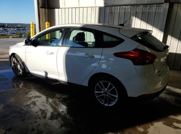 1FADP3K24HL219959 2017 FORD FOCUS Белый 