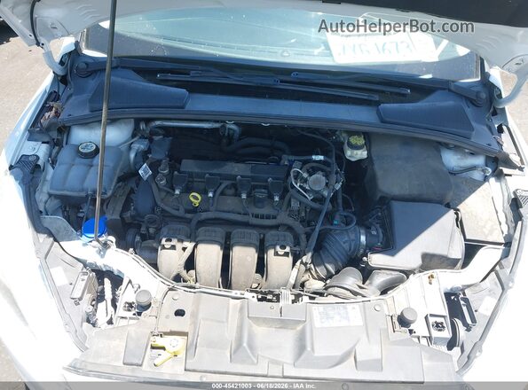 1FADP3K24HL263573 2017 FORD FOCUS White Հետևի տեսք