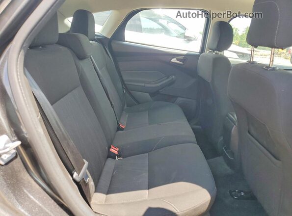 1FADP3K24JL203038 2018 FORD FOCUS Gray Вид задніх сидінь