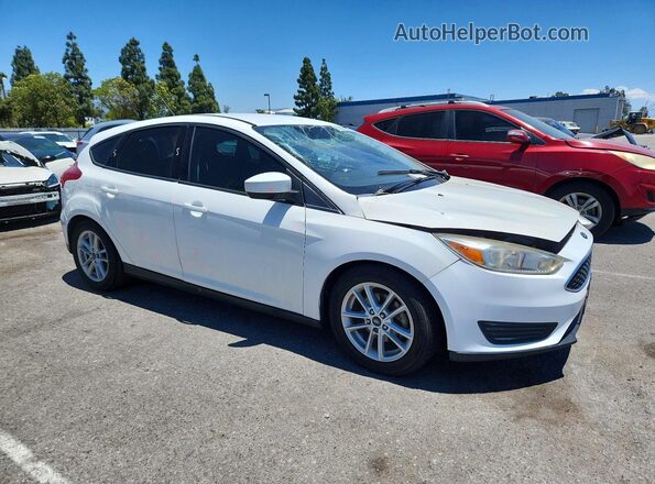 1FADP3K24JL260209 2018 FORD FOCUS Белый Передняя правая четверть