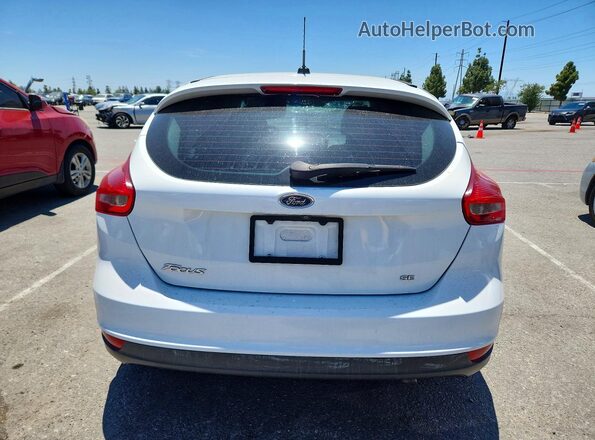 1FADP3K24JL260209 2018 FORD FOCUS Белый Вид сзади