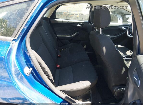 1FADP3K25JL318327 2018 FORD FOCUS Blue 