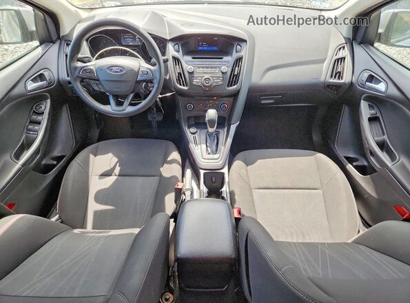 1FADP3K26HL279130 2017 FORD FOCUS Silver Вид панелі приладів