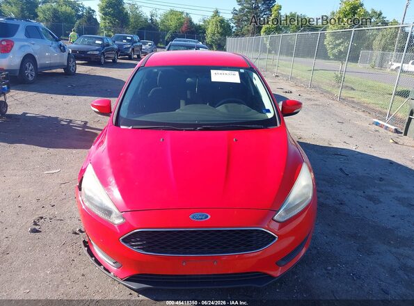 1FADP3K26HL306004 2017 FORD FOCUS Red Vista interior trasera