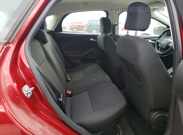 1FADP3K26HL332540 2017 FORD FOCUS Red უკანა სავარძლების ხედი