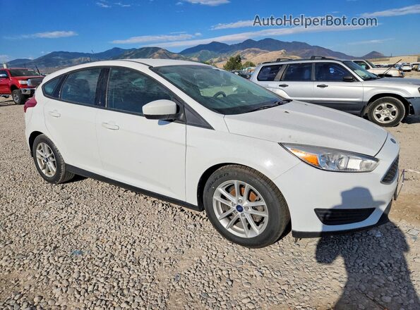 1FADP3K26JL206667 2018 FORD FOCUS White Front right