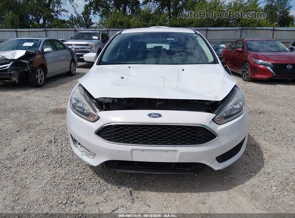 1FADP3K26JL262205 2018 FORD FOCUS Белый Вид щитка приборов