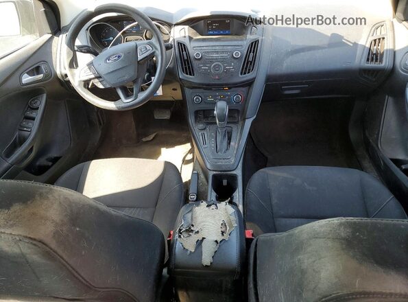 1FADP3K26JL330468 2018 FORD FOCUS Black Առջևի վահանակի տեսք