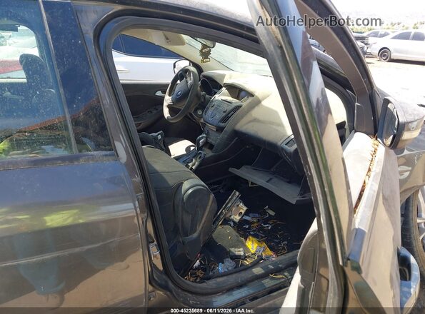 1FADP3K27GL204998 2016 FORD FOCUS Серый Вид салона спереди