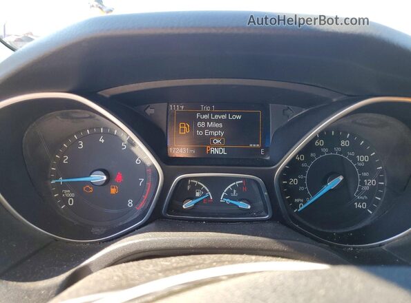 1FADP3K27GL255384 2016 FORD FOCUS Red Вид щитка приладів