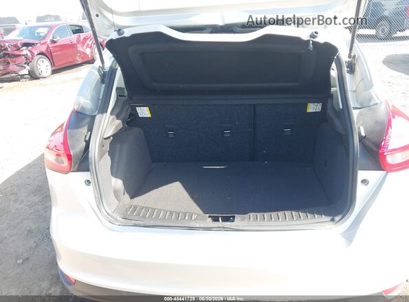 1FADP3K27HL265107 2017 FORD FOCUS Silver 