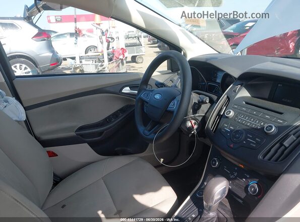 1FADP3K27HL265107 2017 FORD FOCUS Silver 