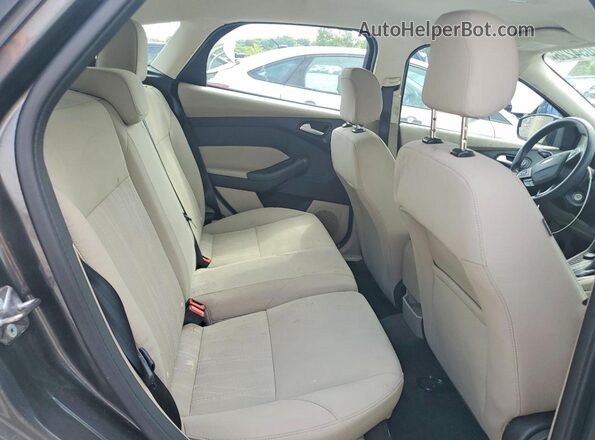 1FADP3K27JL252279 2018 FORD FOCUS Gray უკანა სავარძლების ხედი