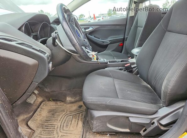 1FADP3K27JL253805 2018 FORD FOCUS Black წინა სალონის ხედი