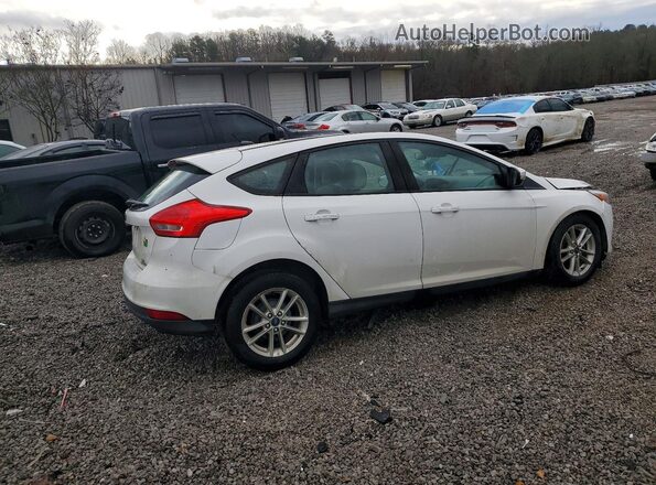 1FADP3K28GL232471 2016 FORD FOCUS White Задня права чверть