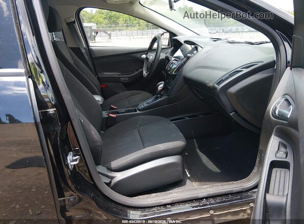 1FADP3K28GL309761 2016 FORD FOCUS Black Front interior view