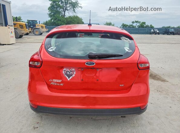 1FADP3K28HL258635 2017 FORD FOCUS Red Rear view