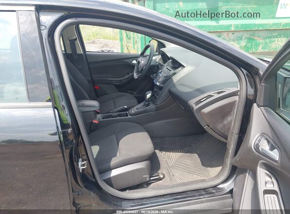 1FADP3K28HL340624 2017 FORD FOCUS Black Вид салону спереду