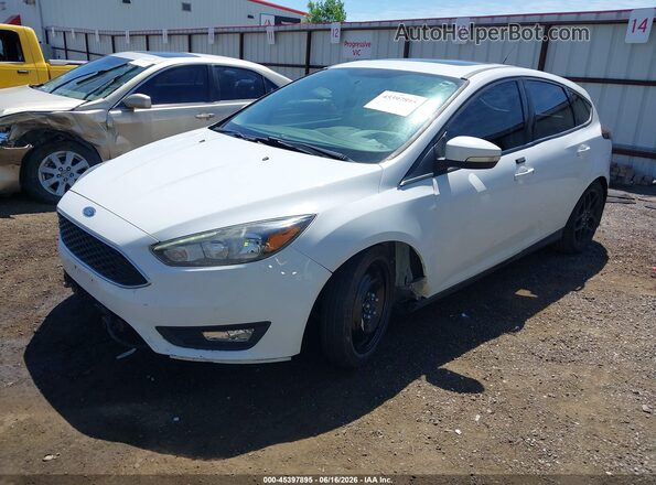 1FADP3K29GL203660 2016 FORD FOCUS Белый Передняя левая четверть