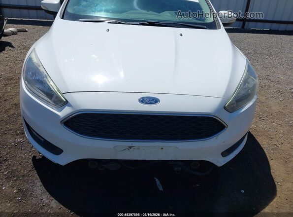 1FADP3K29GL203660 2016 FORD FOCUS Белый Вид спереди