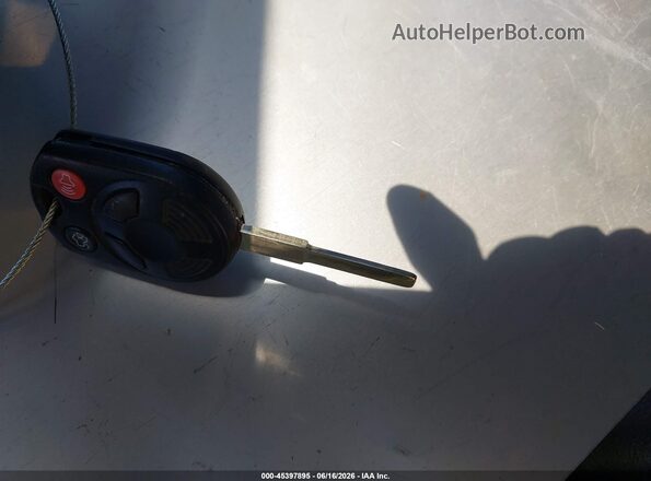 1FADP3K29GL203660 2016 FORD FOCUS Белый Вид панели приборов