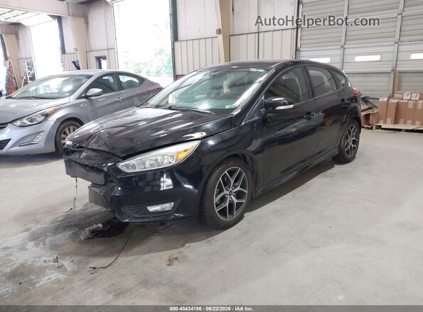 1FADP3K29GL355468 2016 FORD FOCUS Black Przód lewy