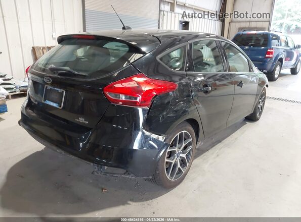 1FADP3K29GL355468 2016 FORD FOCUS Black Tył prawy