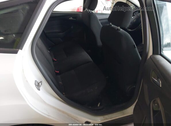 1FADP3K29HL271426 2017 FORD FOCUS White Widok naklejki z numerem VIN