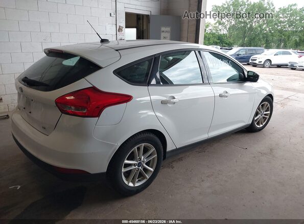 1FADP3K29HL271426 2017 FORD FOCUS White Tył prawy