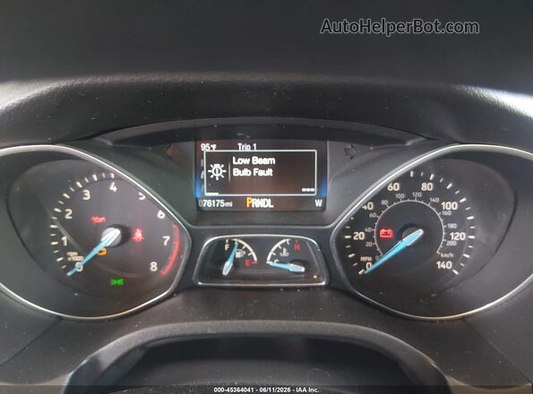 1FADP3K29JL207859 2018 FORD FOCUS Silver Հետևի նստատեղերի տեսք