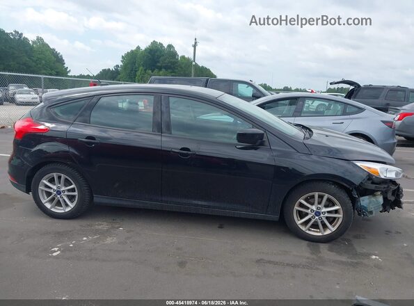 1FADP3K29JL227612 2018 FORD FOCUS Black Rear interior view