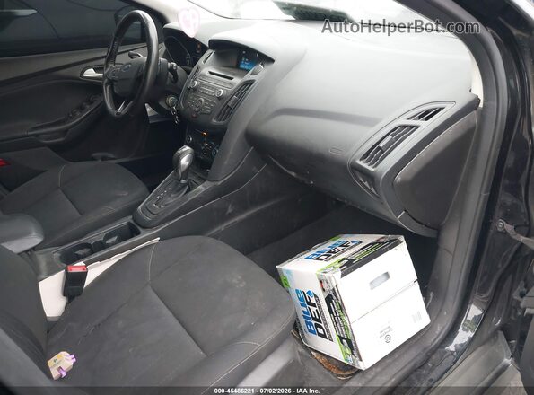 1FADP3K2XGL258473 2016 FORD FOCUS Black Widok wnętrza z przodu