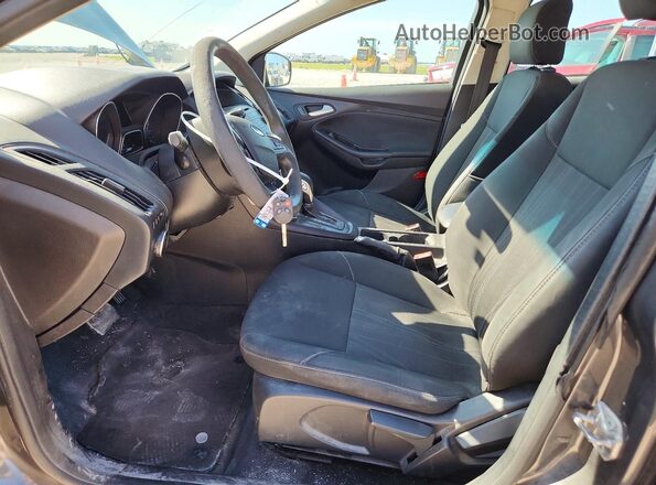 1FADP3K2XHL216192 2017 FORD FOCUS Charcoal Vista interior delantera