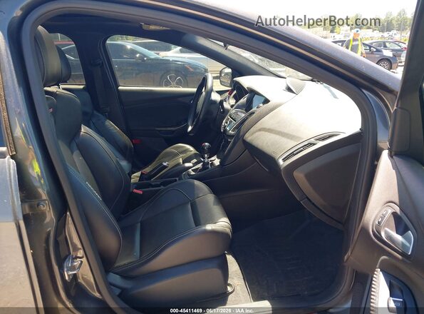 1FADP3L90HL266630 2017 FORD FOCUS ST Gray წინა სალონის ხედი