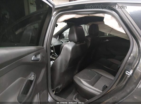 1FADP3L91HL245589 2017 FORD FOCUS ST Gray Widok naklejki z numerem VIN