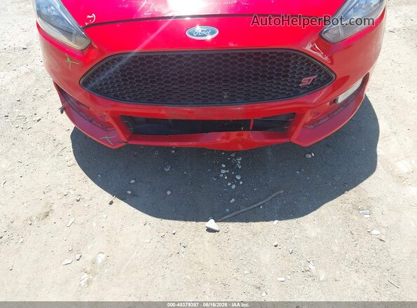 1FADP3L91HL266362 2017 FORD FOCUS Red Front view