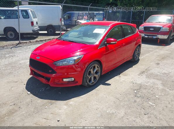 1FADP3L91HL266362 2017 FORD FOCUS Red Front left