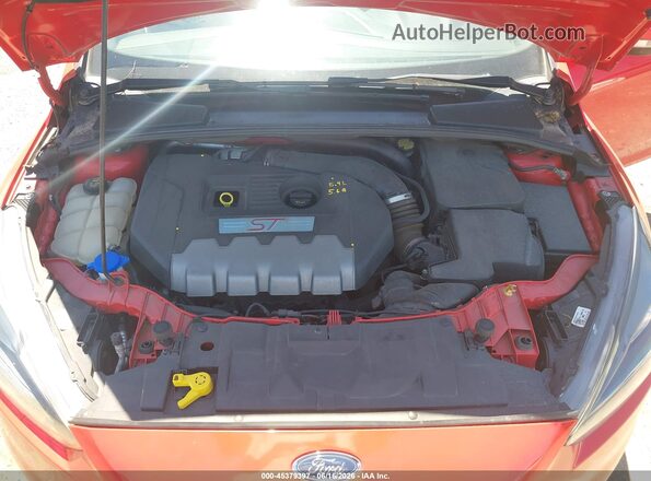 1FADP3L91HL266362 2017 FORD FOCUS Red Rear view
