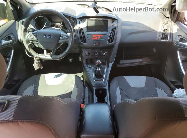 1FADP3L92HL215114 2017 FORD FOCUS Black 