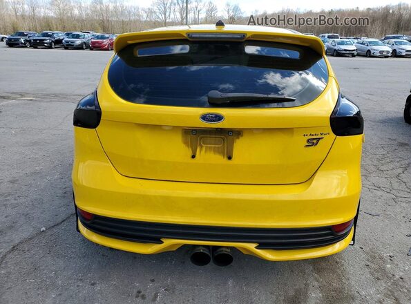 1FADP3L92HL229420 2017 FORD FOCUS Желтый Вид сзади