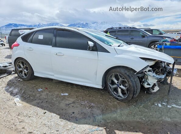 1FADP3L92HL230454 2017 FORD FOCUS White Передня права чверть