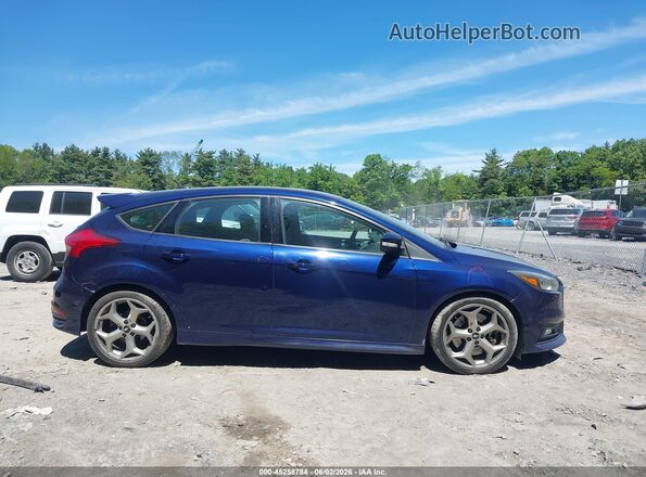 1FADP3L94GL241518 2016 FORD FOCUS Blue Vista interior trasera